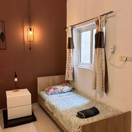 4 Person Spacious Airconditioned And Self Check *