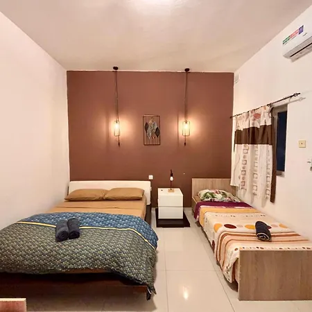 4 Person Spacious Airconditioned And Self Check Sliema