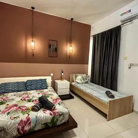 Проживание в семье 4 Person Spacious Airconditioned And Self Check *